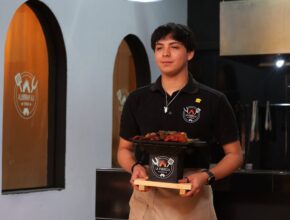 Restaurant Jobs in Italy for Foreigners: Chef & Waiter Roles