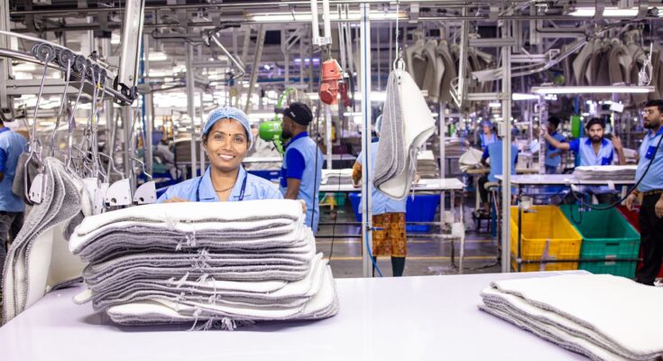 Factory Jobs in Italy: Full-Time Employment Benefits Guide 2026